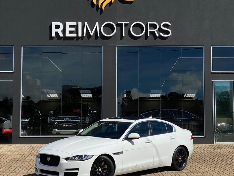 Jaguar XE 2.0 Turbocharged Pure 240cv Aut.