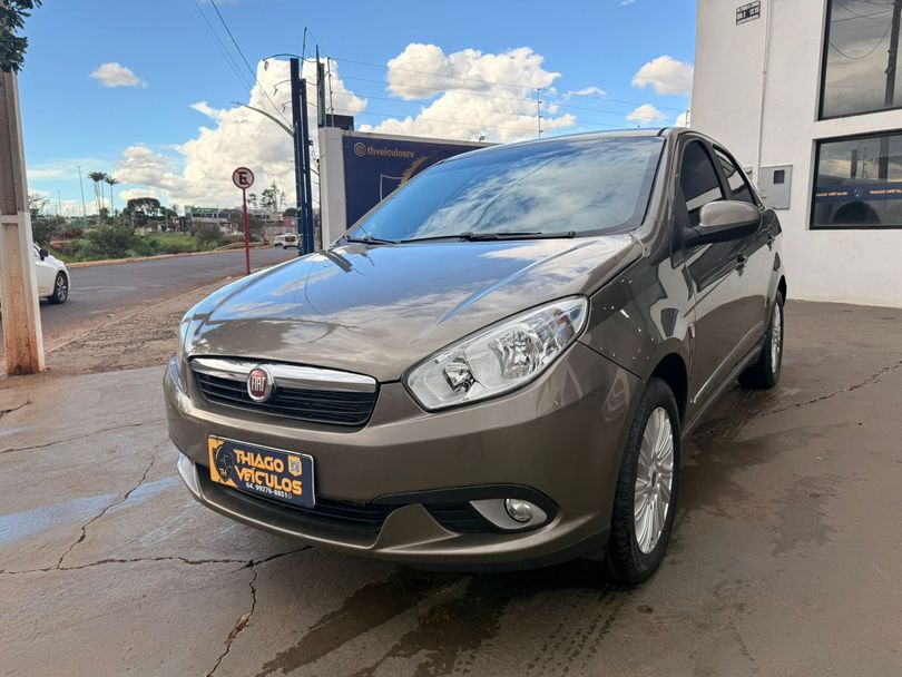 Fiat Grand Siena ESSENCE ITALIA 1.6 Flex 16V