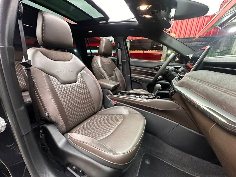 Jeep Commander Overl. TD380 2.0 4x4 Die. Aut.