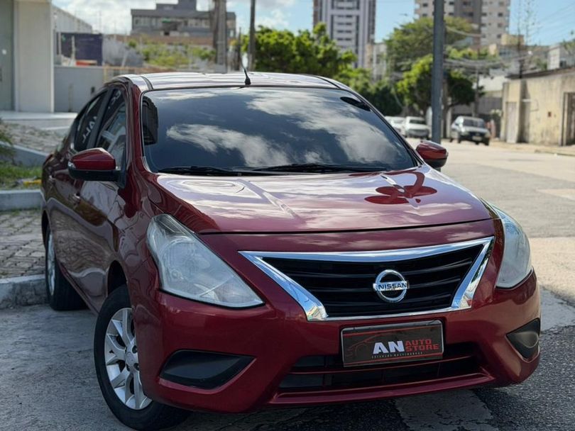 Nissan VERSA SV 1.6 16V FlexStart 4p Aut.