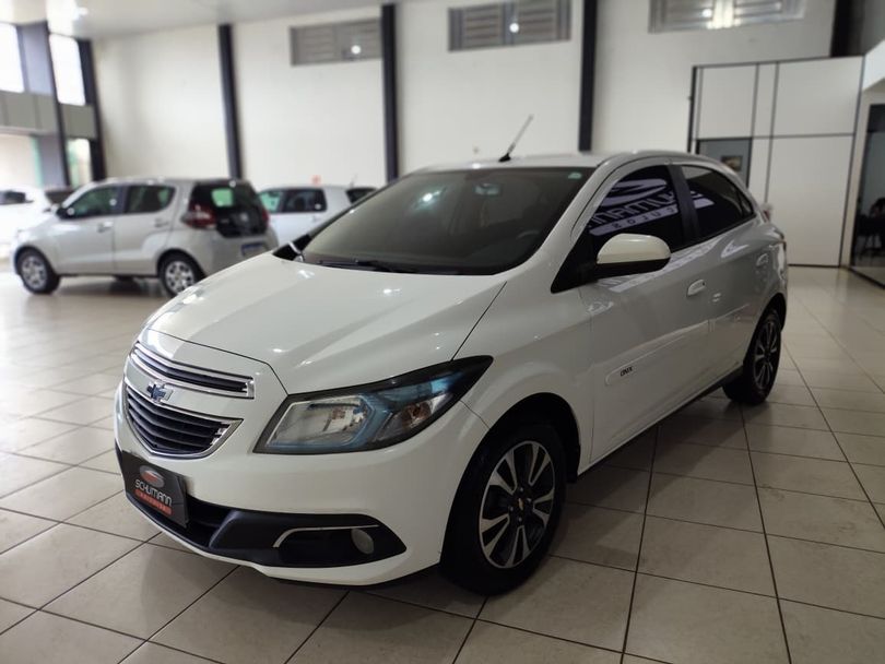 Chevrolet ONIX HATCH LTZ 1.4 8V FlexPower 5p Mec.
