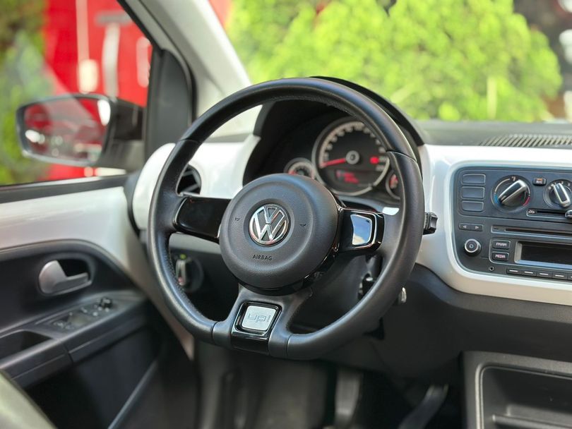 VolksWagen up! cross 1.0 TSI Total Flex 12V 5p