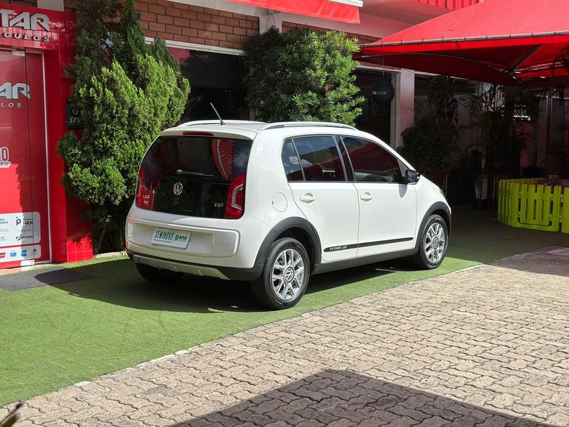 VolksWagen up! cross 1.0 TSI Total Flex 12V 5p