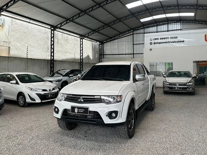 Mitsubishi L200 Triton HPE 3.2 CD TB Int.Diesel Aut
