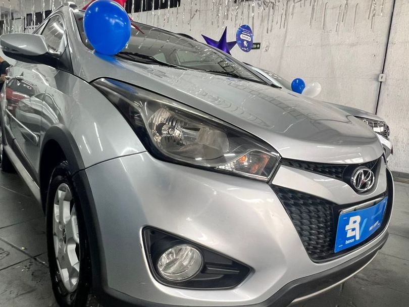 Hyundai HB20X Premium 1.6 Flex 16V Aut.