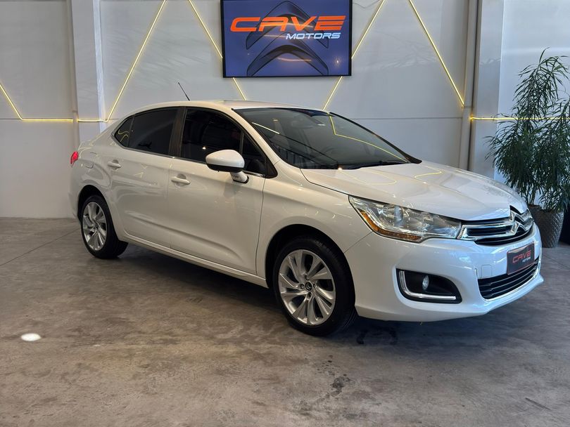 Citroën C4 LOUNGE Tendance 2.0 Flex 4p Aut.