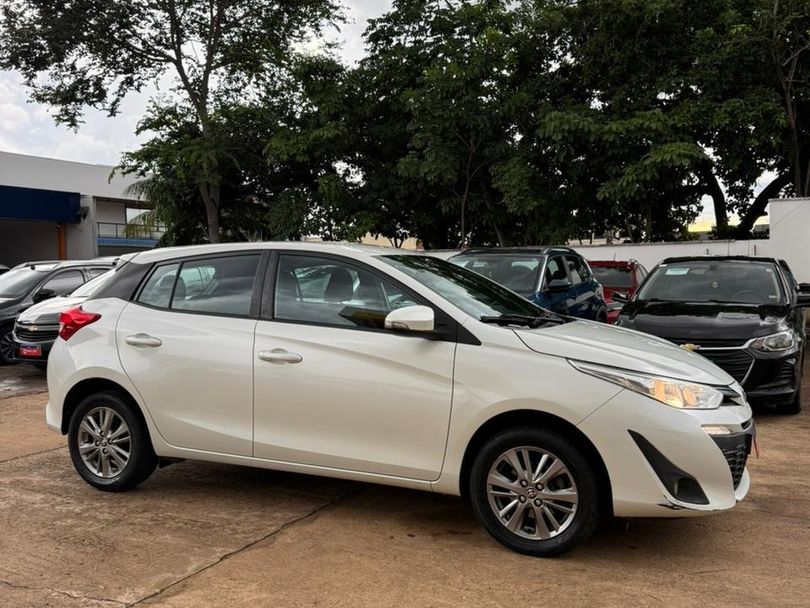 Toyota YARIS XL Plus Con. 1.5 Flex 16V 5p Aut.