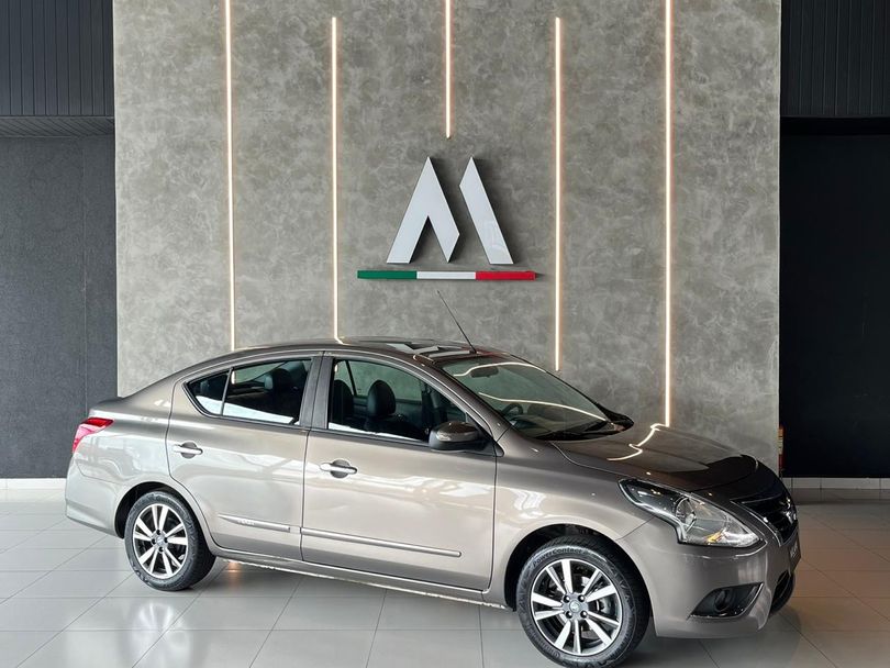 Nissan VERSA SL 1.6 16V FlexStart 4p Aut.