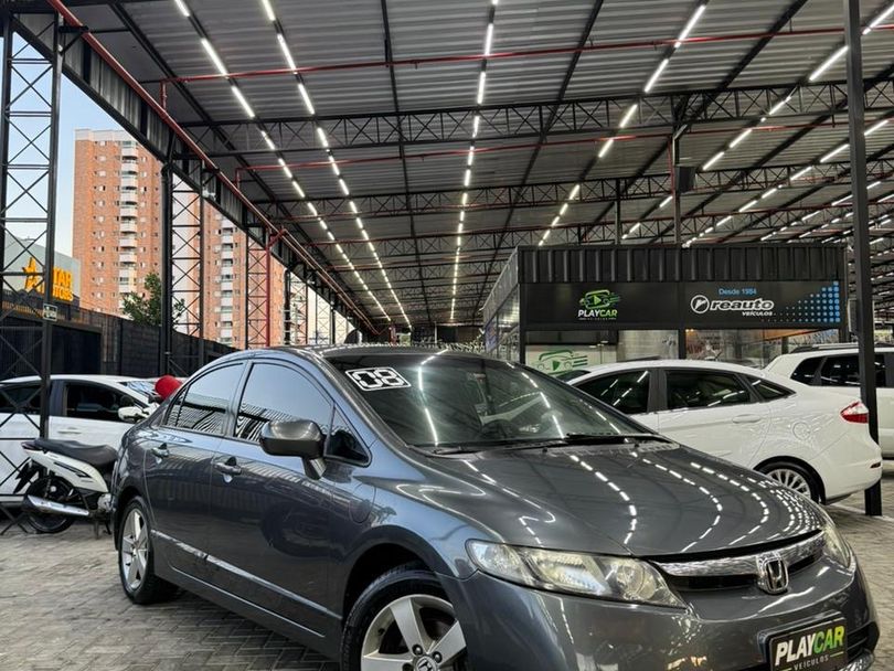 Honda Civic Sedan LXS 1.8/1.8 Flex 16V Aut. 4p