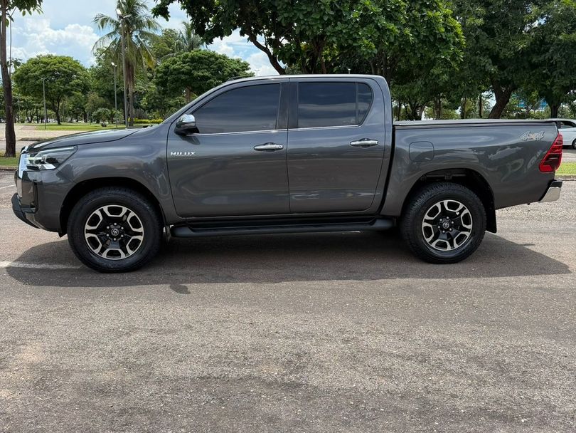 Toyota Hilux CD SRX 4x4 2.8 TDI 16V Diesel Aut.