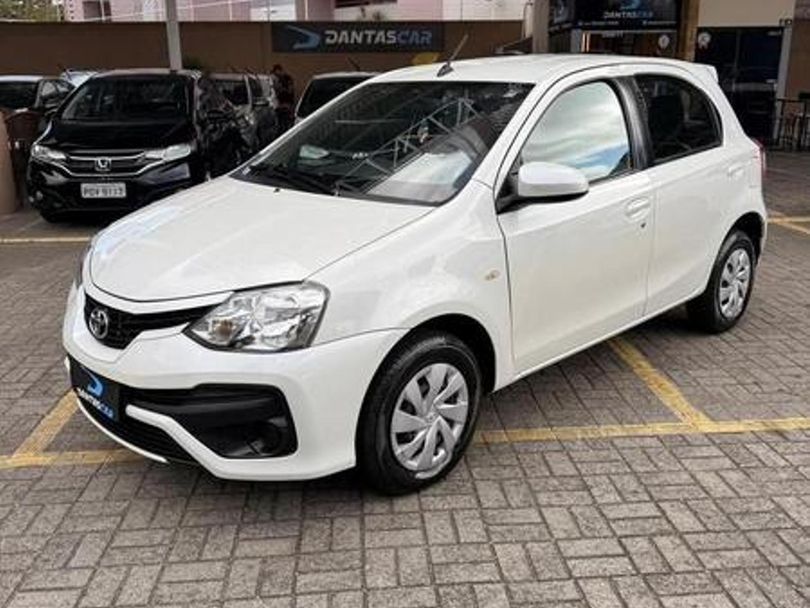 TOYOTA 1.3 X 16V FLEX 4P MANUAL