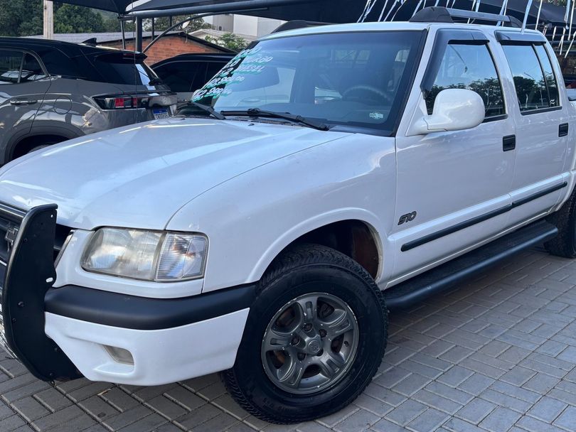 Chevrolet S10 Pick-Up Std 2.8 4x2 CD TB Int.Dies.
