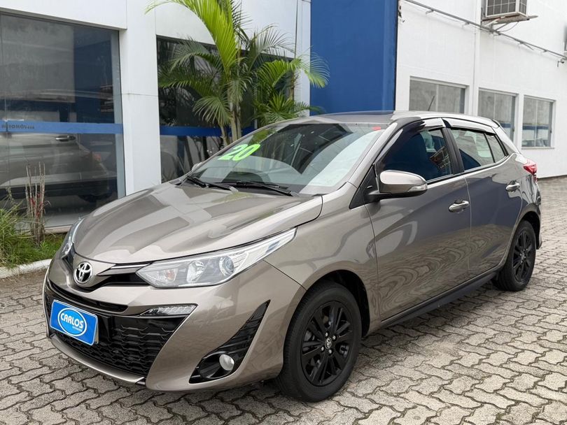 Toyota YARIS XLS Connect 1.5 Flex 16V 5p Aut.