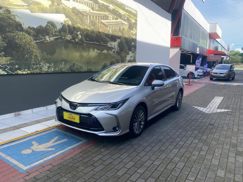 Toyota Corolla XEi 2.0 Flex 16V Aut.