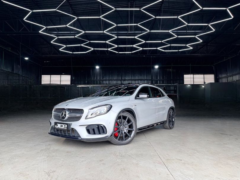 Mercedes GLA 45 AMG 4MATIC 2.0 Turbo Aut.