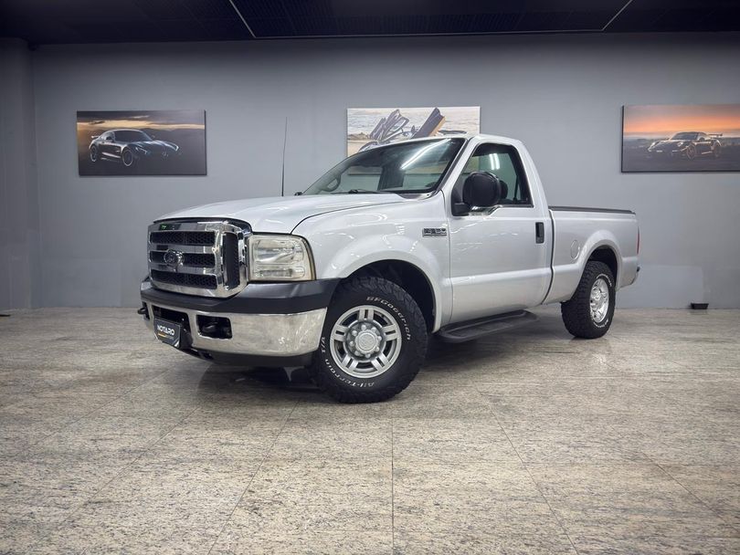 Ford F-250 XLT 3.9 4x2 Diesel TB