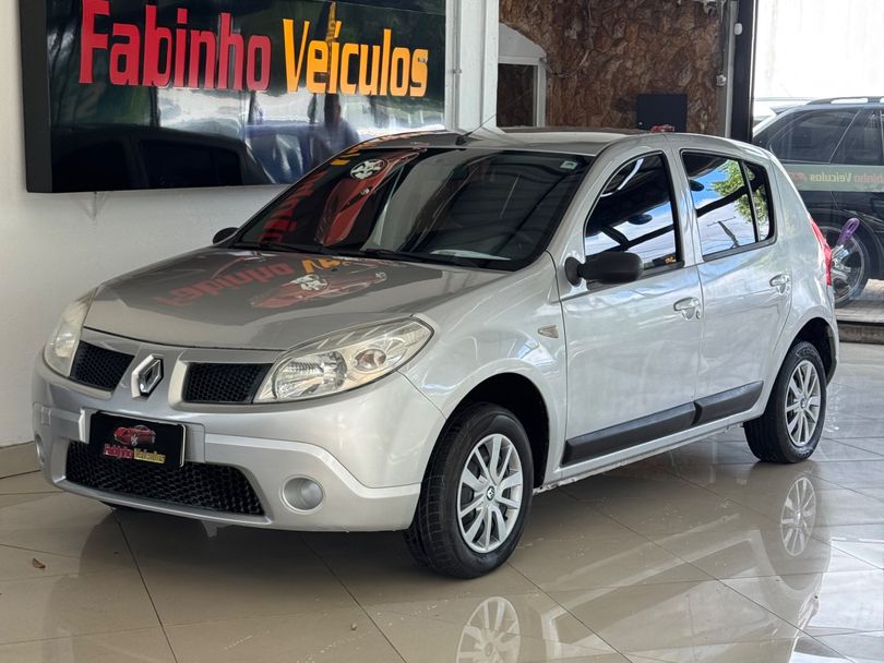 Renault SANDERO Authentique Hi-Flex 1.0 16V 5p