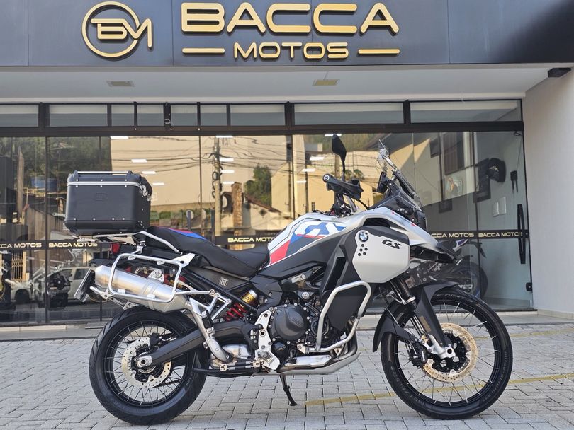 BMW F 900 GS Adventure Plus