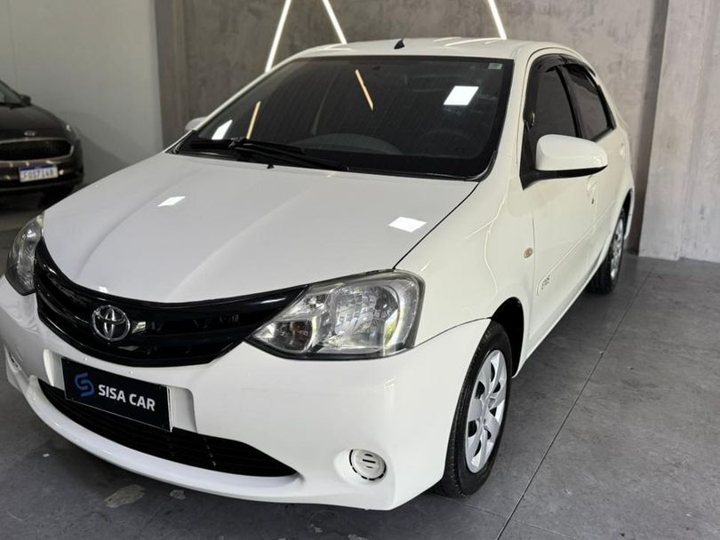 Toyota ETIOS XS Sedan1.5 Flex 16V 4p Mec.