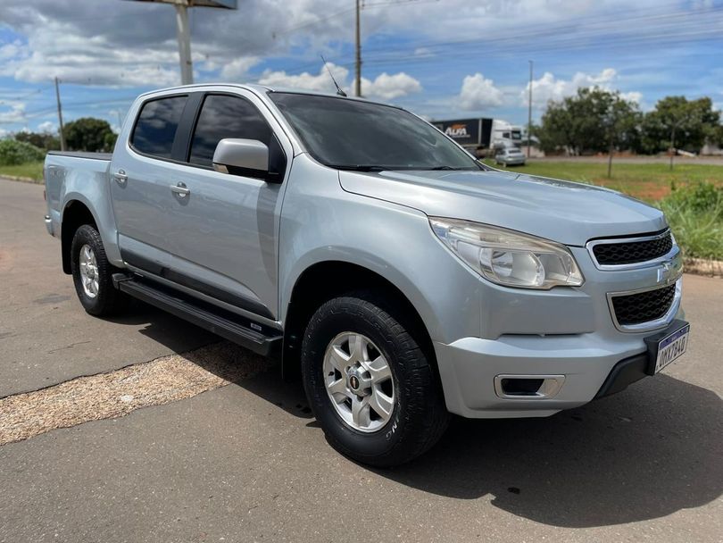 Chevrolet S10 Pick-Up LT 2.8 TDI 4x4 CD Diesel Aut