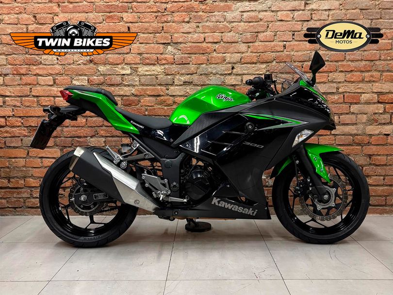 KAWASAKI NINJA 300