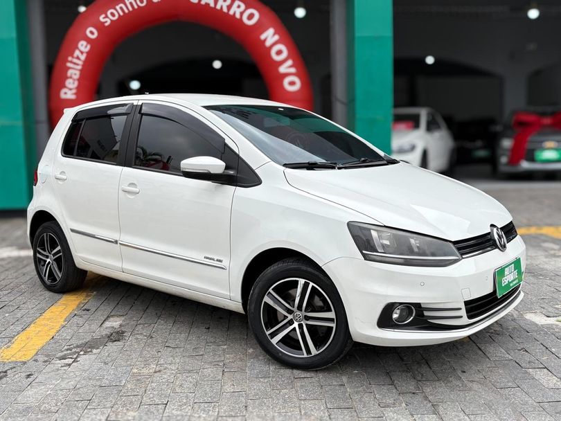 VolksWagen Fox Highline1.6 Flex 16V 5p