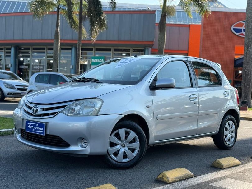 Toyota ETIOS XS  1.3 Flex 16V 5p Mec.