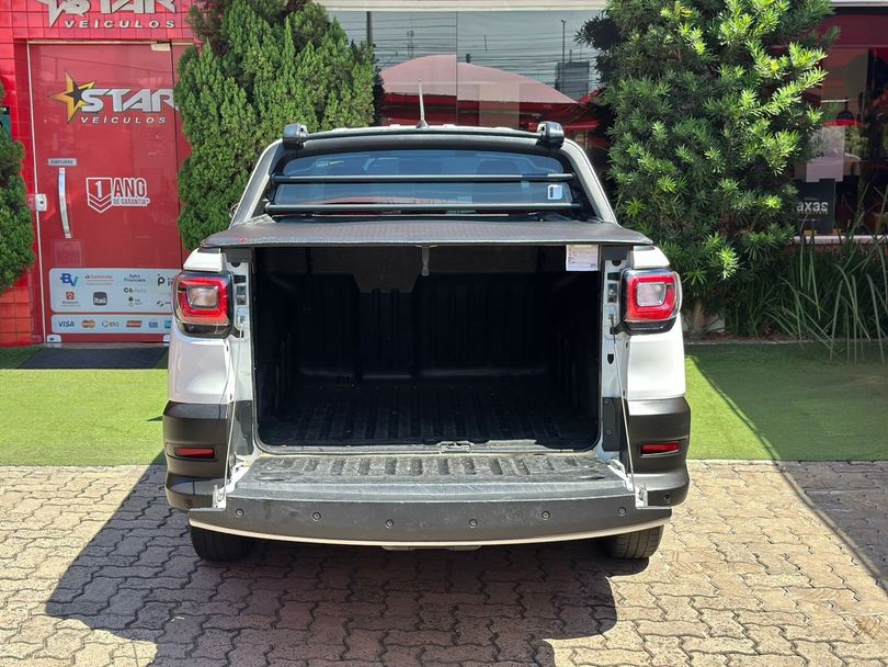 Fiat Strada Freedom 1.3 Flex 8V CD