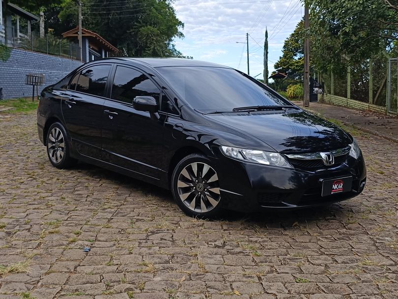 Honda Civic Sedan LXS 1.8/1.8 Flex 16V Mec. 4p