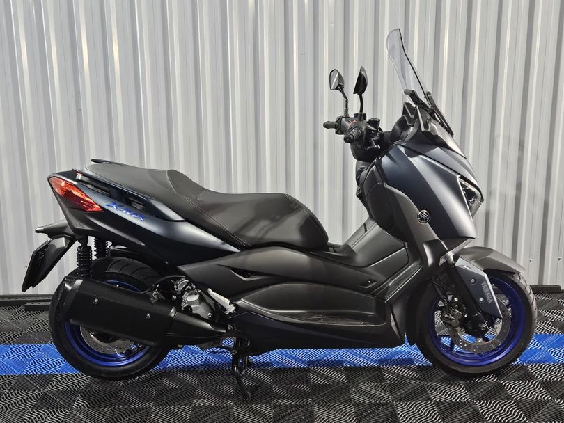 YAMAHA XMAX 250 ABS