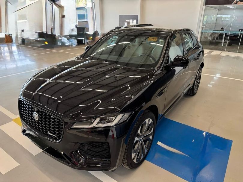 Jaguar F-Pace 2.0 R-Dynamic SE 404cv (Hibrido)