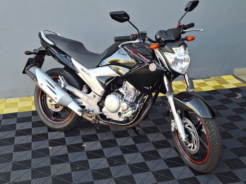 YAMAHA YS 250 FAZER/ FAZER L. EDITION /BLUEFLEX
