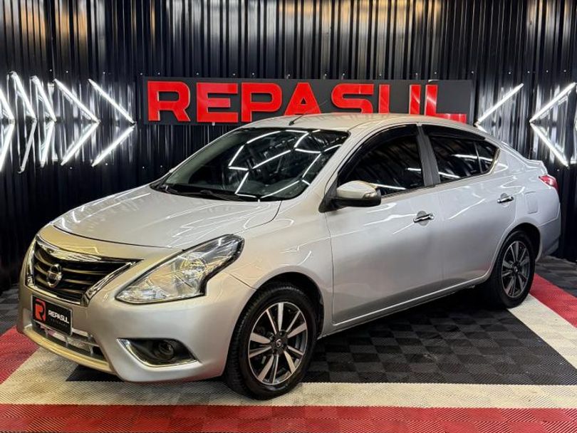 Nissan VERSA SL 1.6 16V FlexStart 4p Aut.