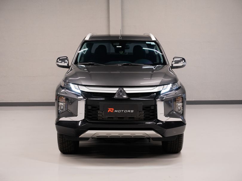 Mitsubishi L200 Triton Sport HPE-S 2.4 CD Dies. Aut