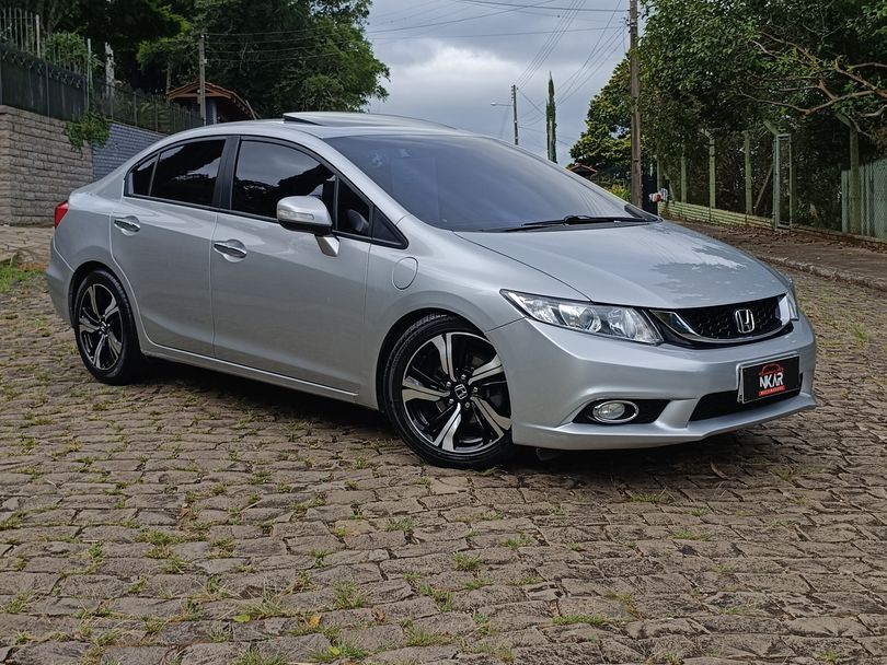 Honda Civic Sedan EXS 1.8/1.8 Flex 16V Aut. 4p