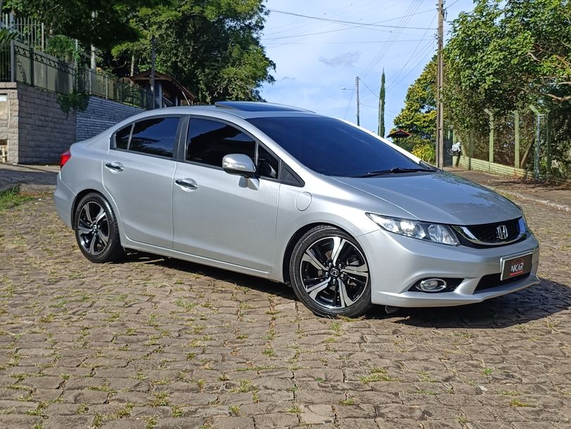 Honda Civic Sedan EXS 1.8/1.8 Flex 16V Aut. 4p