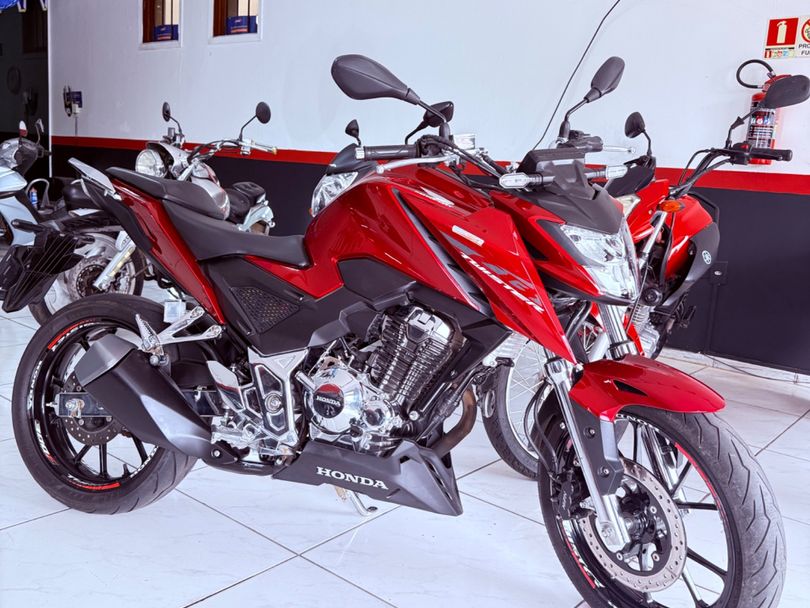 HONDA CB 300F Twister Flex