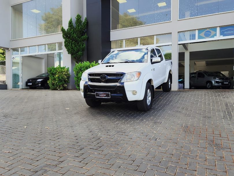 Toyota Hilux CD SRV D4-D 4x4 3.0 TDI Diesel Aut