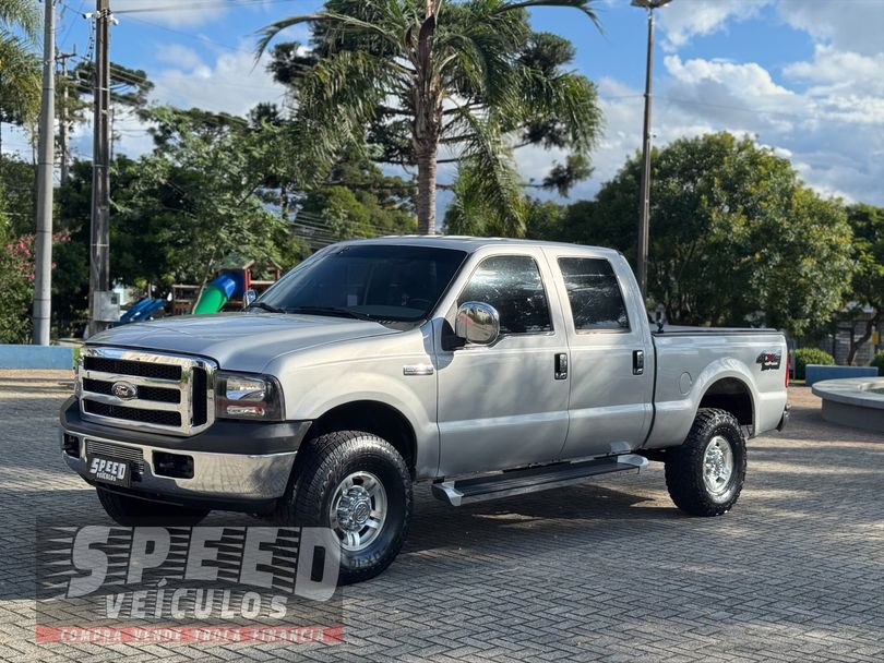 Ford F-250 XLT 3.9 4x4 CD TB Diesel