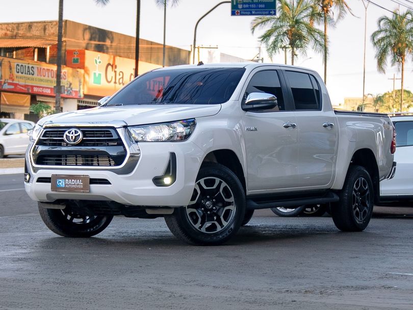 Toyota Hilux CD SRV 4x4 2.8 TDI Diesel Aut.