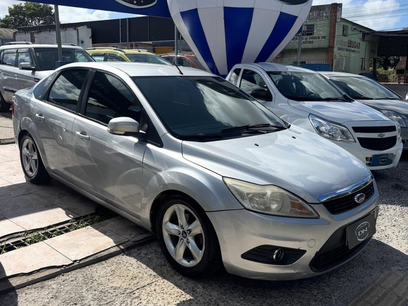 Ford Focus Sedan 2.0 16V/2.0 16V Flex 4p