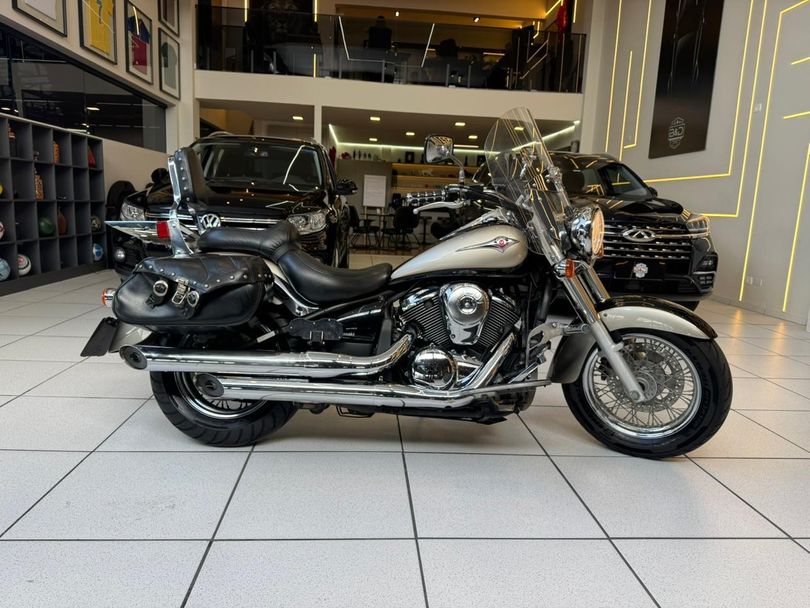 KAWASAKI VULCAN 900 CLASSIC LT