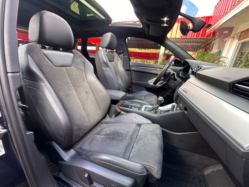 Audi Q3 Black Ed. 1.4 TFSI Flex/Black S-tron.