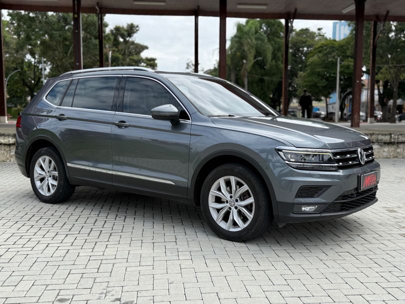 VolksWagen TIGUAN Allspac Comf 250 TSI 1.4 Flex