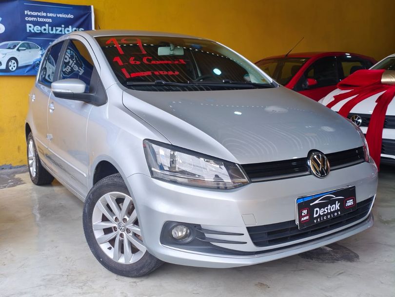 VolksWagen Fox Connect I Motion 1.6 Flex 8V 5p