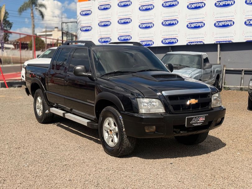 Chevrolet S10 P-Up Tornado 2.8 TDI 4x2/4x4 CD Dies