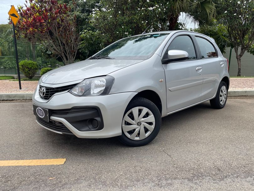 Toyota ETIOS XS 1.5 Flex 16V 5p Aut.