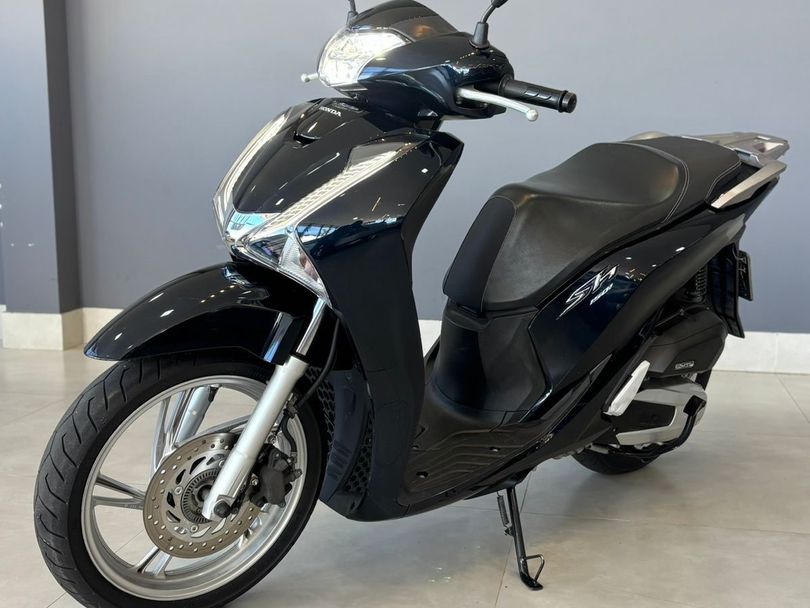 HONDA SH 150i/DLX