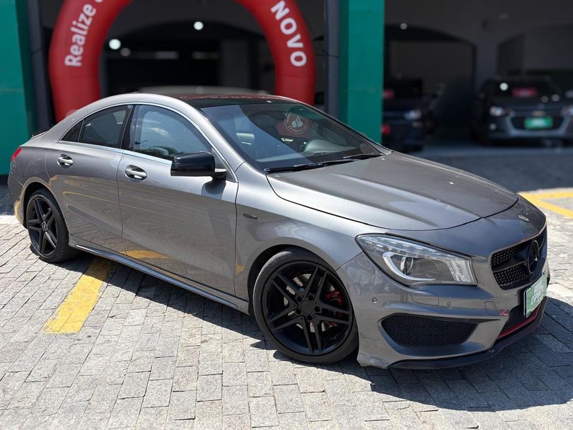Mercedes CLA-250 Sport 4MATIC 2.0 16V 211cv Aut.