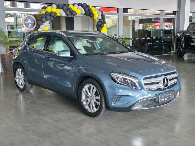 Mercedes GLA 200 Advance 1.6/1.6 TB 16V Flex Aut.
